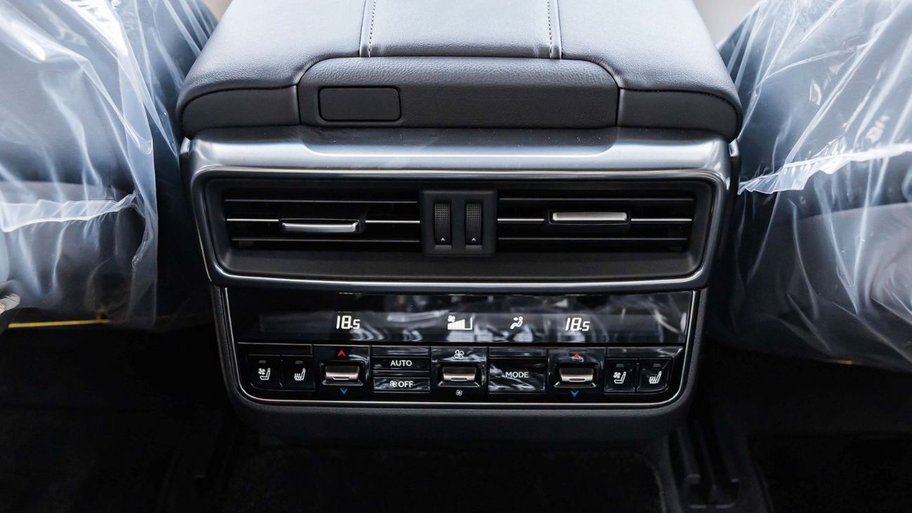 Lexus LX 600 2025 Lexus LX600 Overtrail 3.5L AT Petrol (Beige-Black) No MarkLevinson