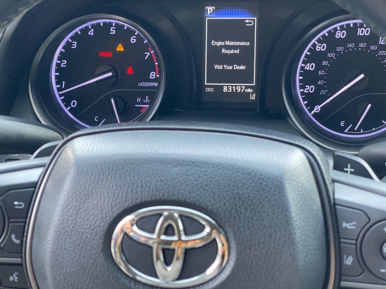 Toyota Camry SE 2.5L (204 HP) RADAR / LINE ASSIST / BLIND SPOTS / RIMS /  LEATHER / CLEAN AND NEAT