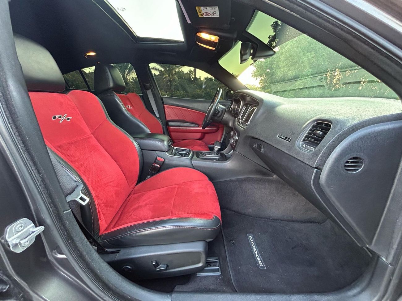 Dodge Charger R/T Road Track DODGE CHARGER R/T 2016 GCC V8 // ORGINAL PAINT // ACCIDENT FREE // PERFECT CONDITION