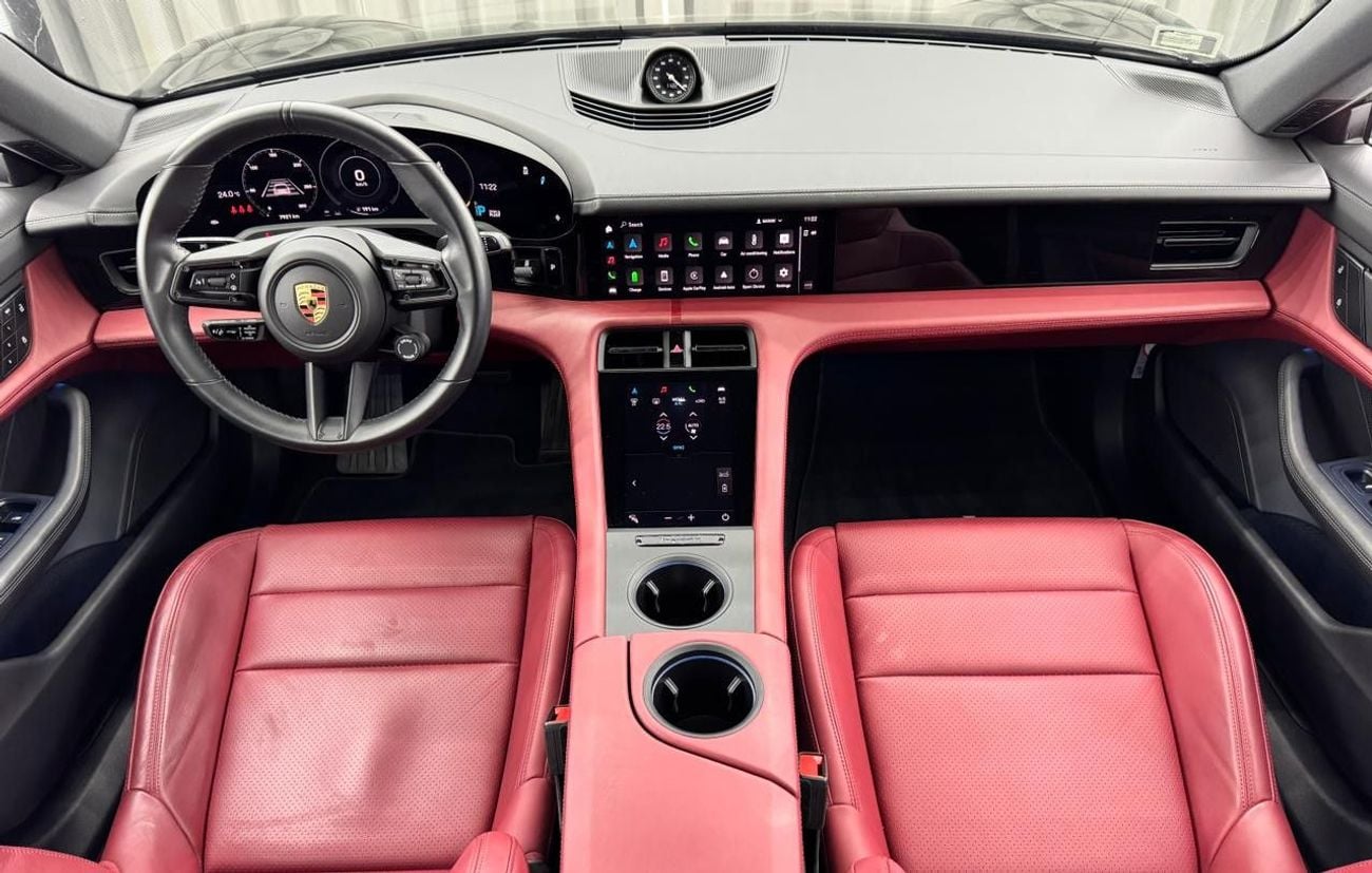 Porsche Taycan STD
