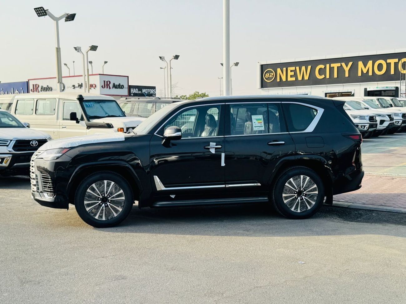 Lexus LX 600 LEXUS 600 SIGNATURE 3.5L TWIN TURBO PTR F/O A/T BLACK 2025