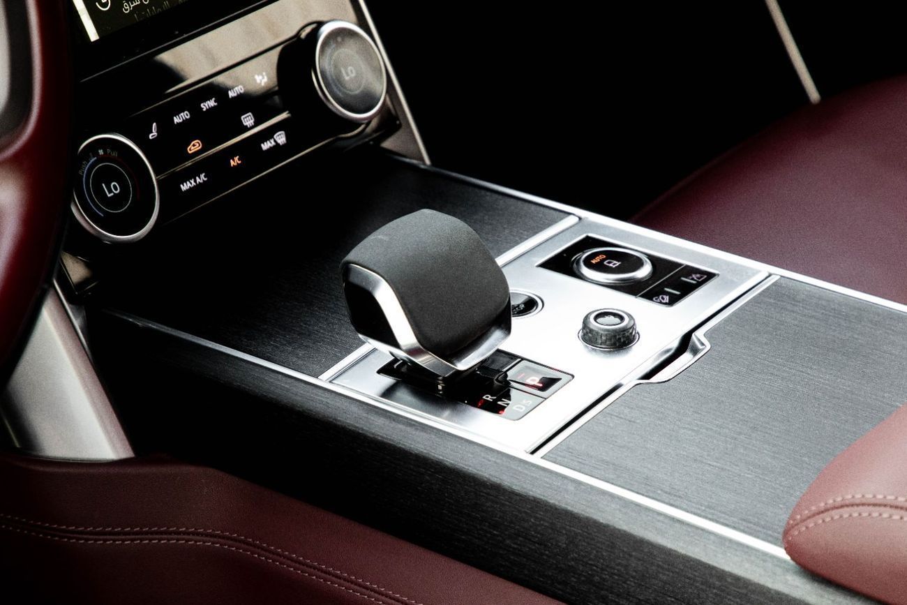 لاند روفر رينج روفر Vogue HSE | 9,400 P.M | 0% Downpayment | Agency Warranty & SC!