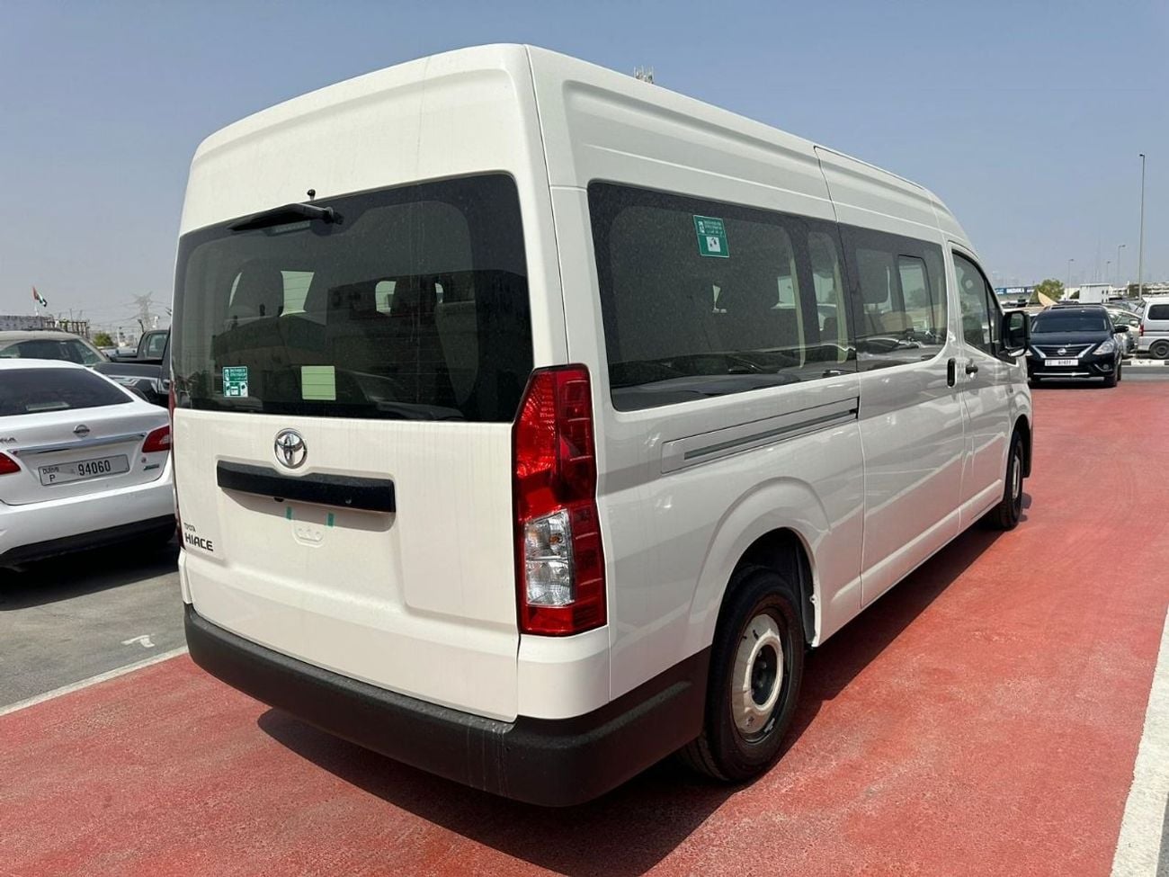 Toyota Hiace TOYOTA HIACE 3.5 L PETROL  AUTOMATIC ,13SEATS,HIGH/ROOF 2025
