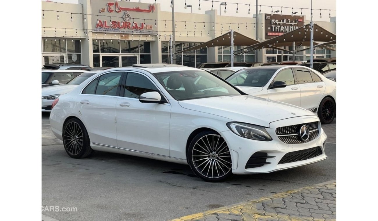 مرسيدس بنز C 350 موديل 2018 ، مستورد من اليابان ، فل اوبشن ، 6 سلندر ، ناقل حركة اوتوماتيك ، بحالة ممتازة ، عداد المس