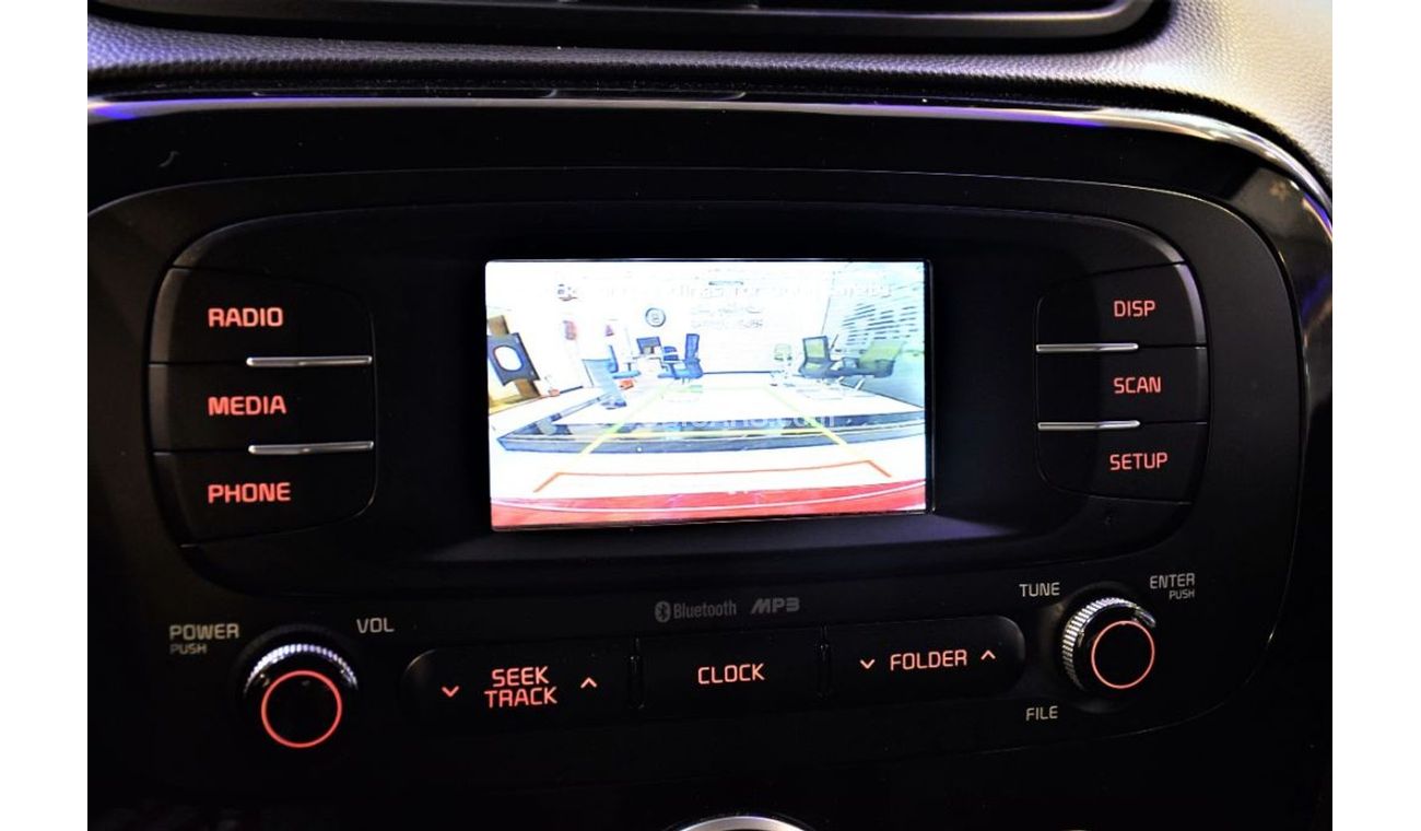 كيا سول AGENCY WARRANTY/FULL SERVICE HISTORY /ORIGINAL PAINT صبغ وكاله (ONLY 13000KM ) AMAZING KIA Soul 2017