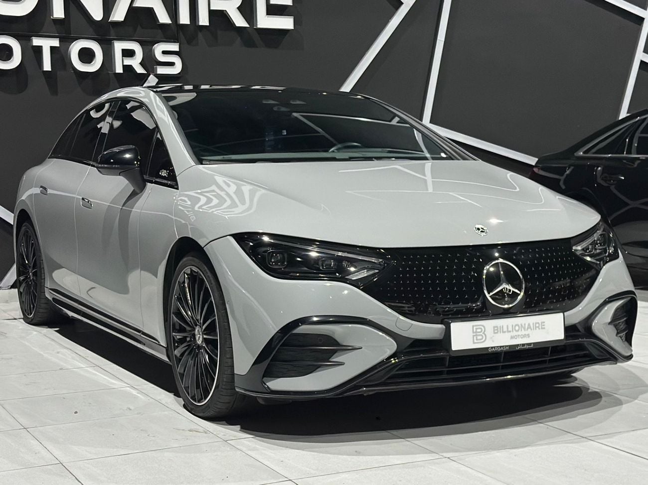 مرسيدس بنز EQE 350+ Premium +
