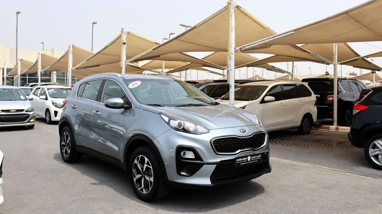 Kia Sportage EX ACCIDENTS FREE - GCC - ORIGINAL PAINT - 2 KEYS - PERFECT CONDITION INSIDE OUT