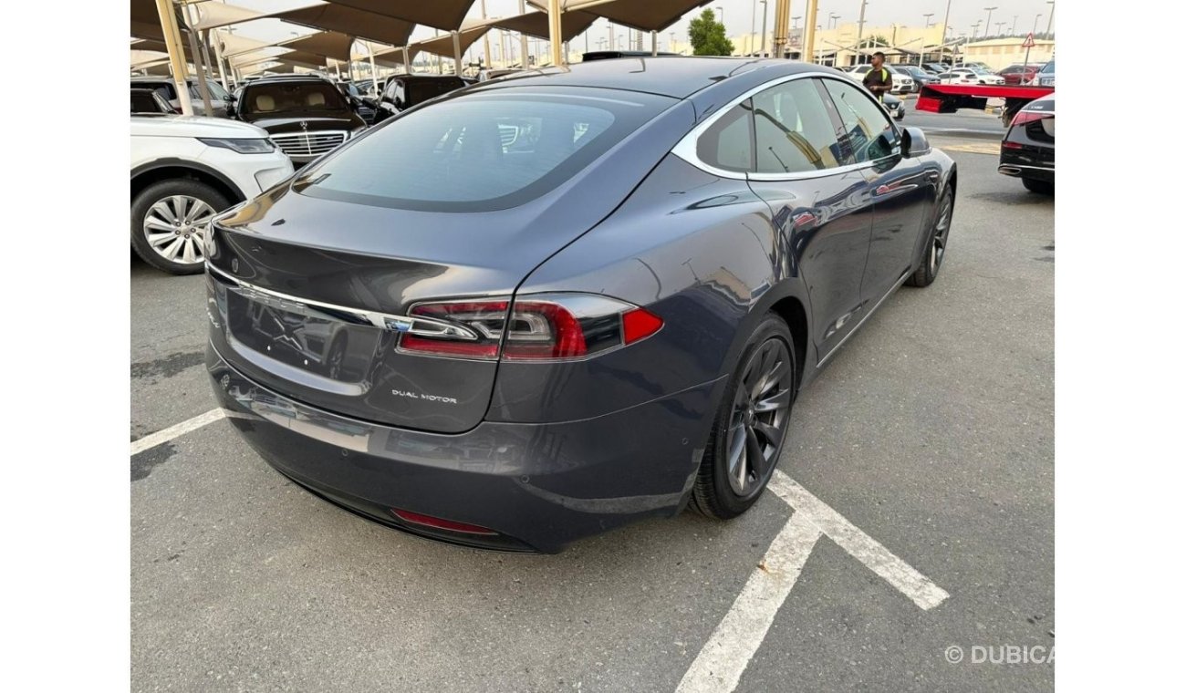 تيسلا Model S P100D طويل المدى