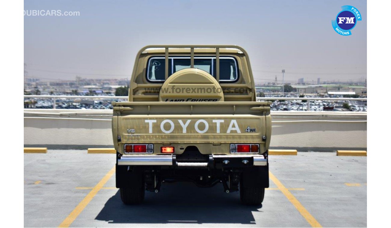 تويوتا لاند كروزر بيك آب 79 Double Cab Pickup Limited V8 4.5l Turbo Diesel 4wd Manual Transmission