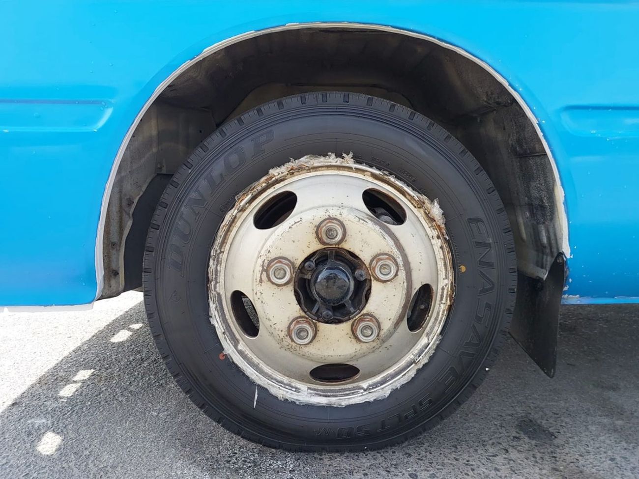 Toyota Coaster (RAMADAN OFFER) TOYOTA COASTER BUS RHD 2006 MODEL 4.0 L DIESEL MANUAL(PM02204)