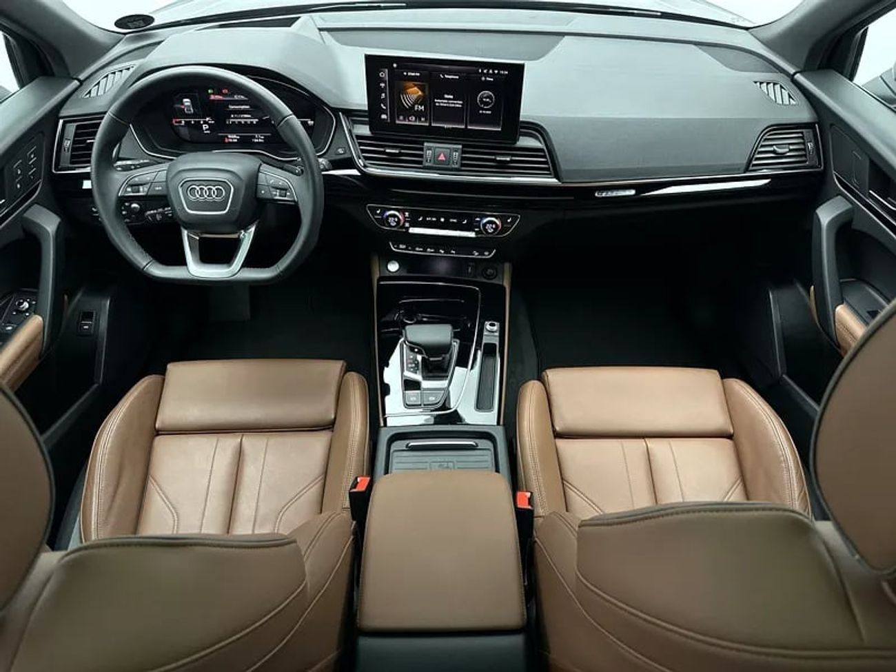 أودي Q5 S line 45 TFSI quattro 249hp (Ref# 01182) EXCLUSIVE RAMADAN OFFER