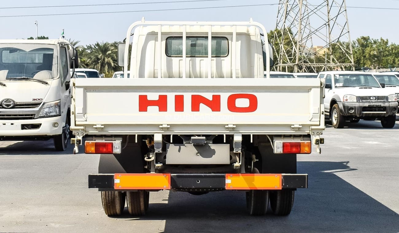 Hino 300 714 	CARGO 2020 WHITE COLOR 3 SEATS MANUAL TRANSMISSION TRUCK 4 CYLINDER DIESEL ONLY FOR EXPORT