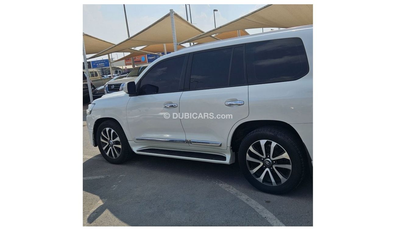 Toyota Land Cruiser 2008 v8 change 2021