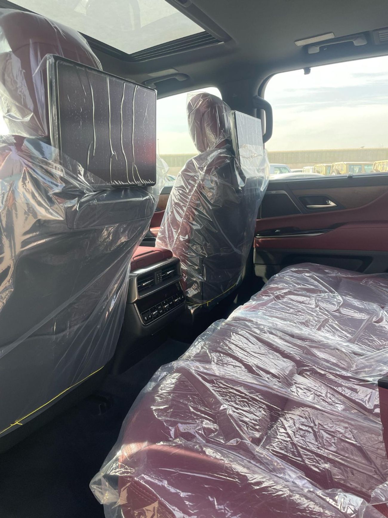 Lexus LX 600 Signature 3.5L FULL 25 SPEAKERS