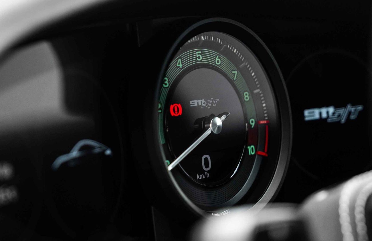 بورش 911 4.0L F-6 Naturally Aspirated Engine