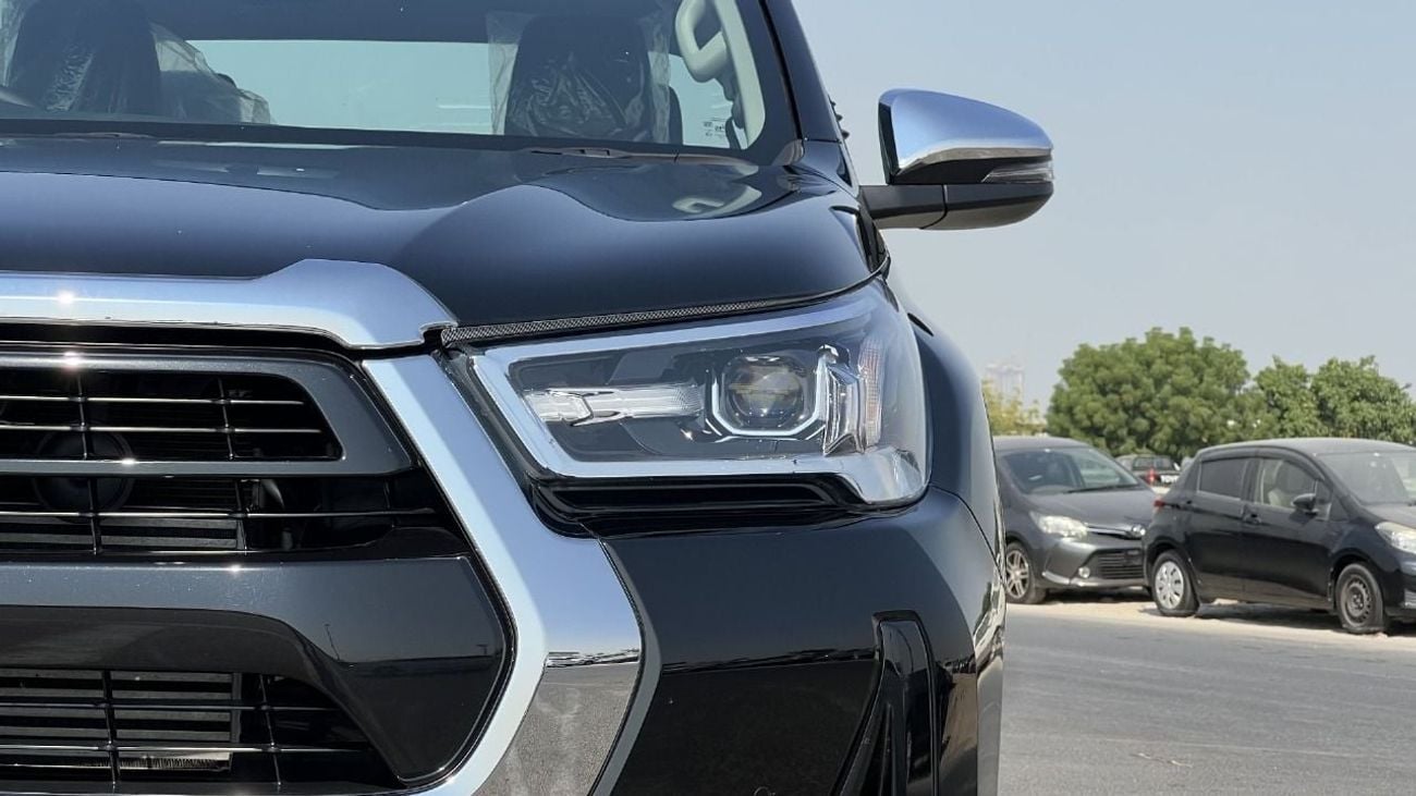 تويوتا هيلوكس S GLX 2.8L 4WD M/T