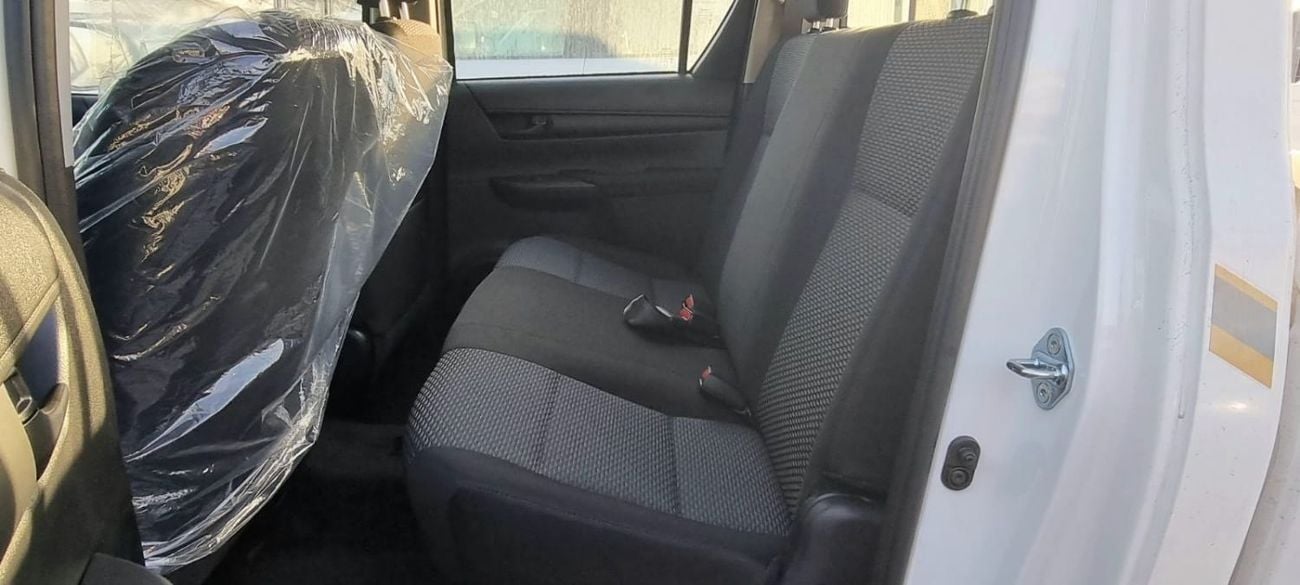 تويوتا هيلوكس TOYOTA HILUX 2.4L DIESEL M/T 4X2 MY 2026