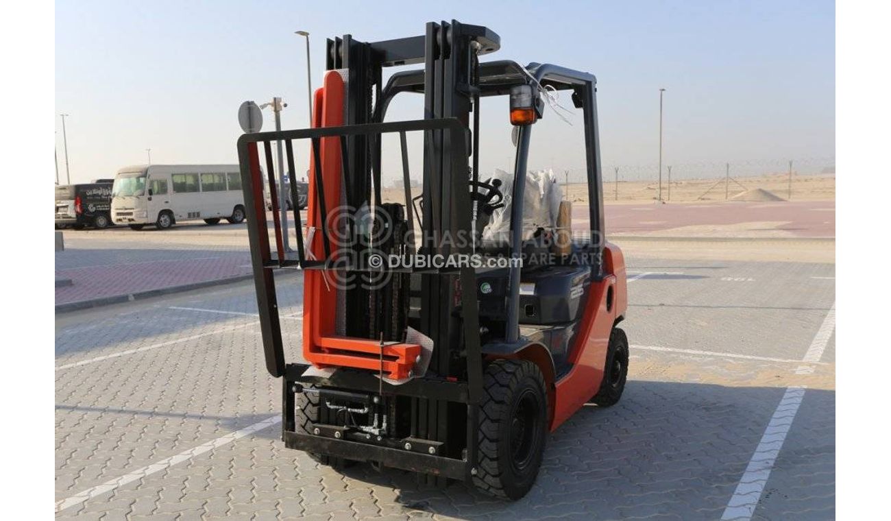 Toyota Fork lift DIESEL 2.5 TON, 3 STAGE W/ SIDE SHIFT 3 LEVER,4.7M LIFT HEIGHT MY23