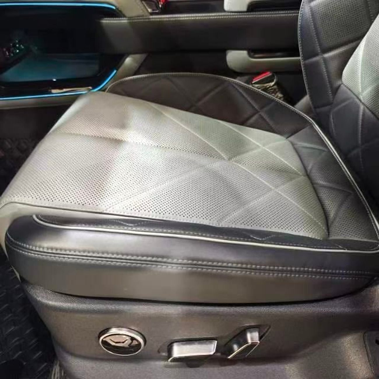 BYD Leopard 5 STD (NON GCC)