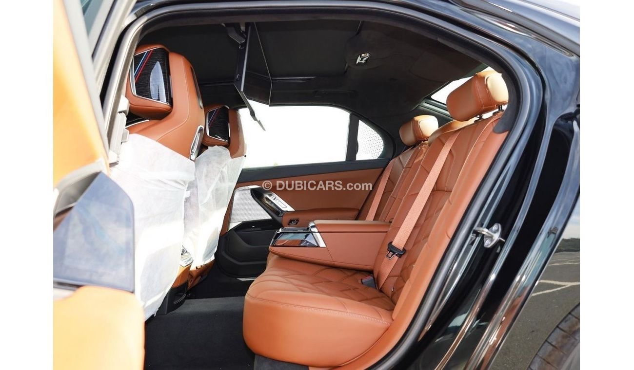 BMW 735 2023 | M Sport with 5yrs Dealer Warranty Service Package