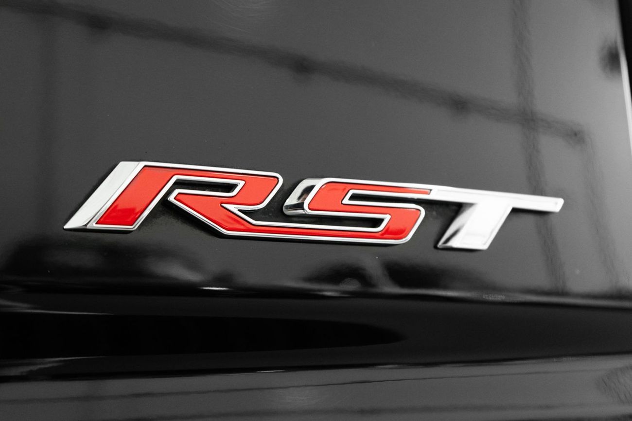 Chevrolet Silverado RST