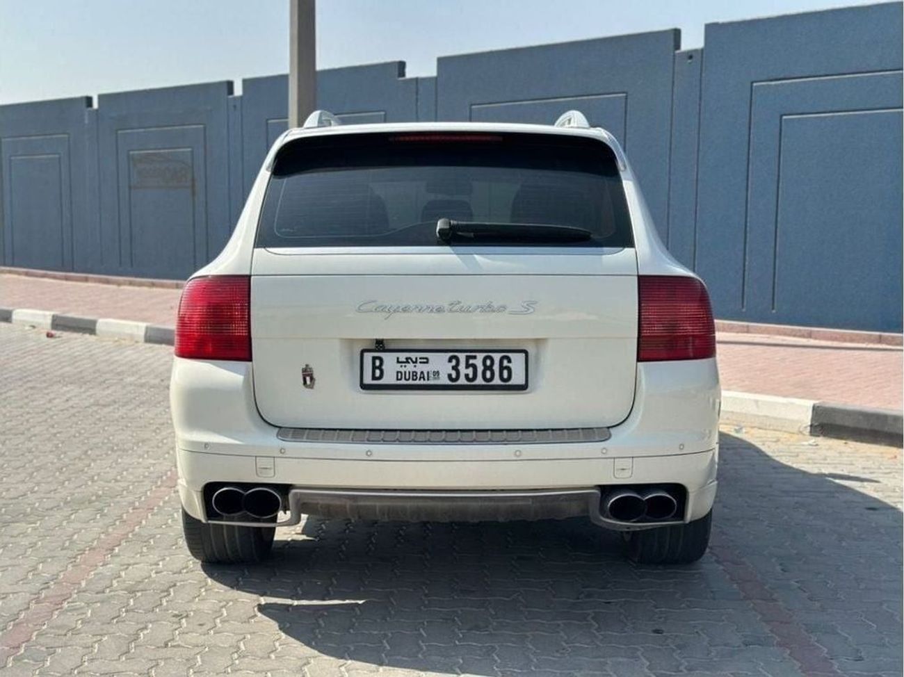 Porsche Cayenne Porsche Cayenne Turbo S | 4.5L V8 6AT (521 HP) | 2006 | GCC Specs | First Owner