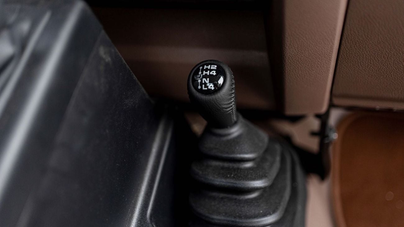 Toyota Land Cruiser Pick Up 2025 Toyota Land Cruiser LC79 4.0 SC AT Petrol Full Option (Beige-Brown)