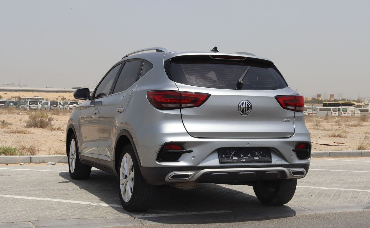 MG ZS Std 1.5L MG ZS 2022 model - GCC, in excellent condition, accident-free, with a 1.6L- 76,000 km. Pric