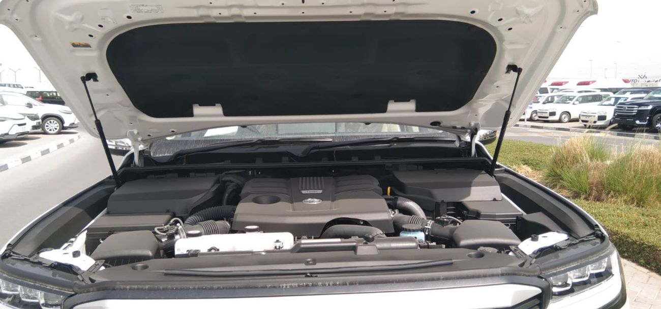 تويوتا لاند كروزر Rhd zx petrol Auto Right-Hand drive Brand-new full options