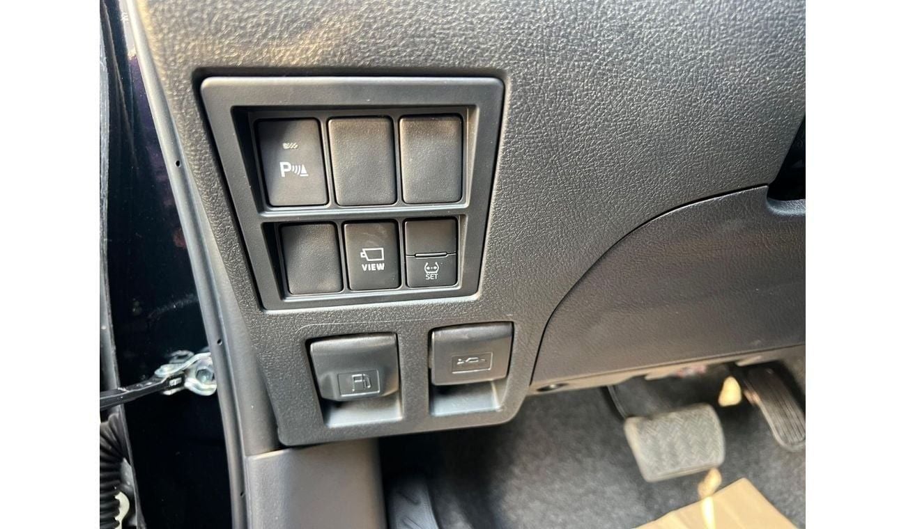 تويوتا هيلوكس 4.0L A/T ADVENTURE 4x4 2025 MODEL