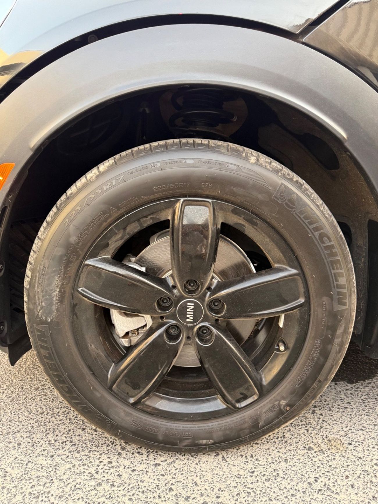 Mini Cooper Countryman 2024 TWIN TURBO CHARGE ENGINE 2.0 L low KM CANADA SPEC