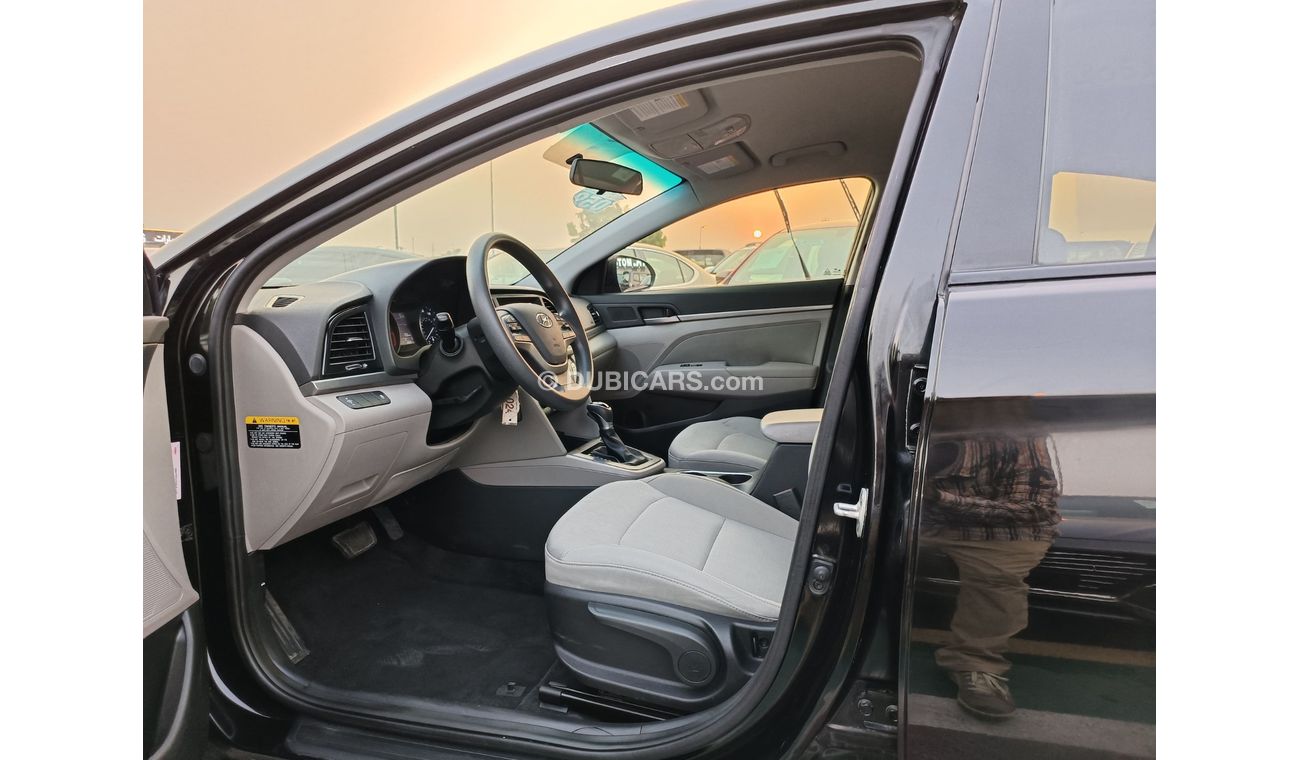 هيونداي إلانترا V4 / 2.0L / MID OPTION / LOW MILEAGE (LOT # 43618)