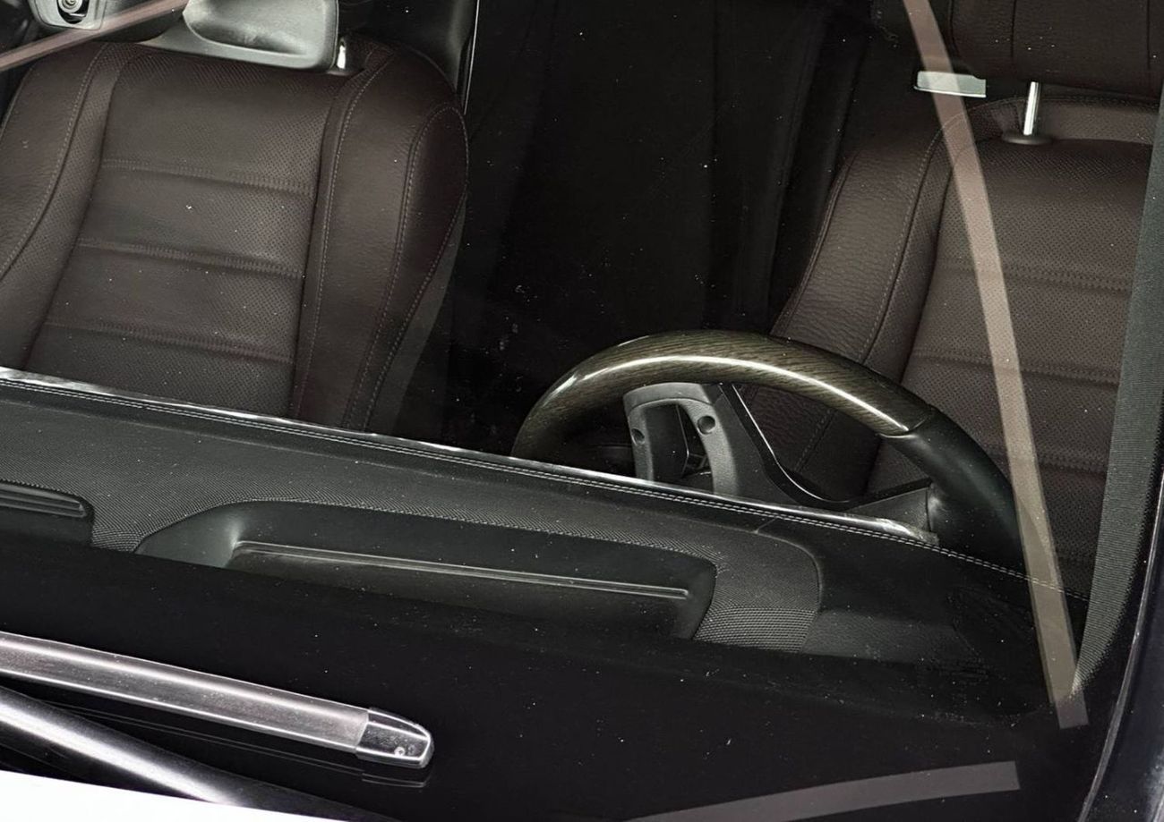 مرسيدس بنز GLS 580 Premium 4.0L (481 HP)