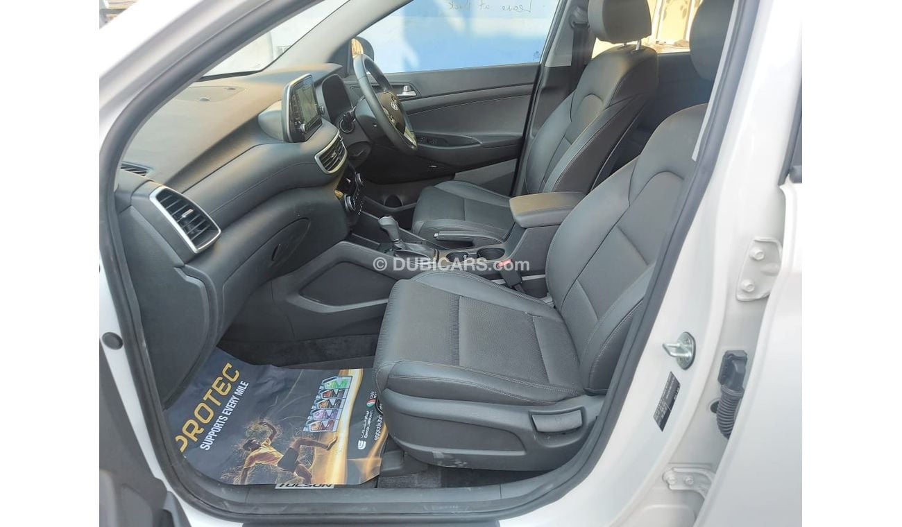 Hyundai Tucson Petrol right hand drive year 2019
