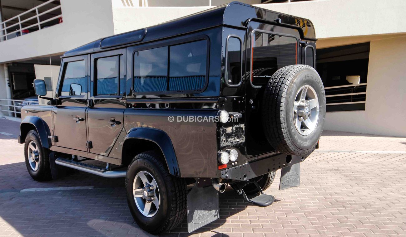 Land Rover Defender SVX