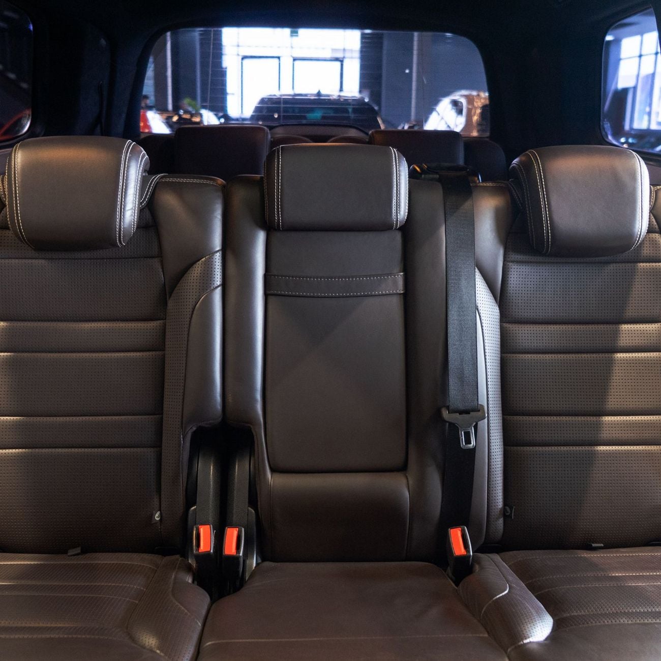 مرسيدس بنز GLS 63 AMG Std 5.5L