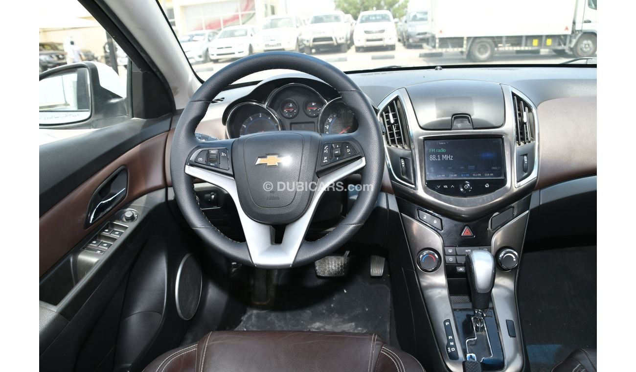 Chevrolet Cruze WHITE 2014 GCC NO ACCIDENT NO PAIN PERFECT