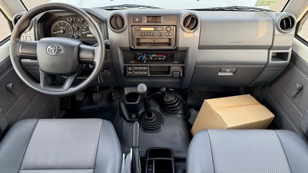 Toyota Land Cruiser Pick Up Toyota Land Cruiser Pick Up 2025 TOYOTA LAND CRUISER 79 SINGLE CAB V6 4.2L DIESEL 4WD M/T