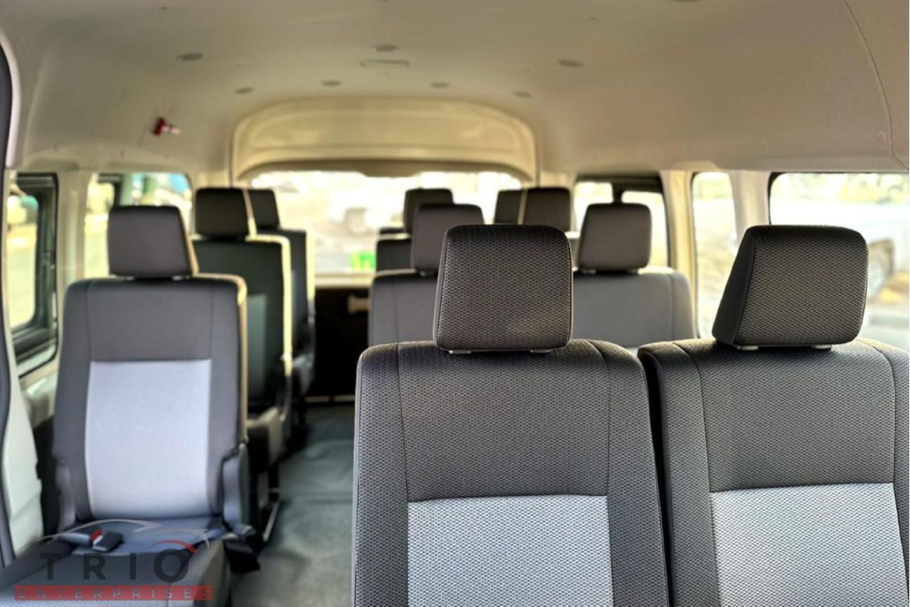 Toyota Hiace Toyota Hiace- 2.8L- Diesel - Manual Transmission - 13 seater - 2026 YM