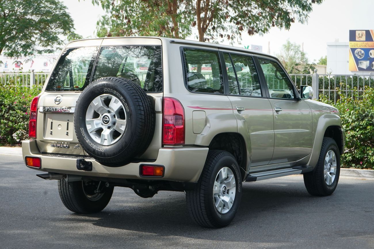 نيسان باترول سفاري Safari 4.8L A/T