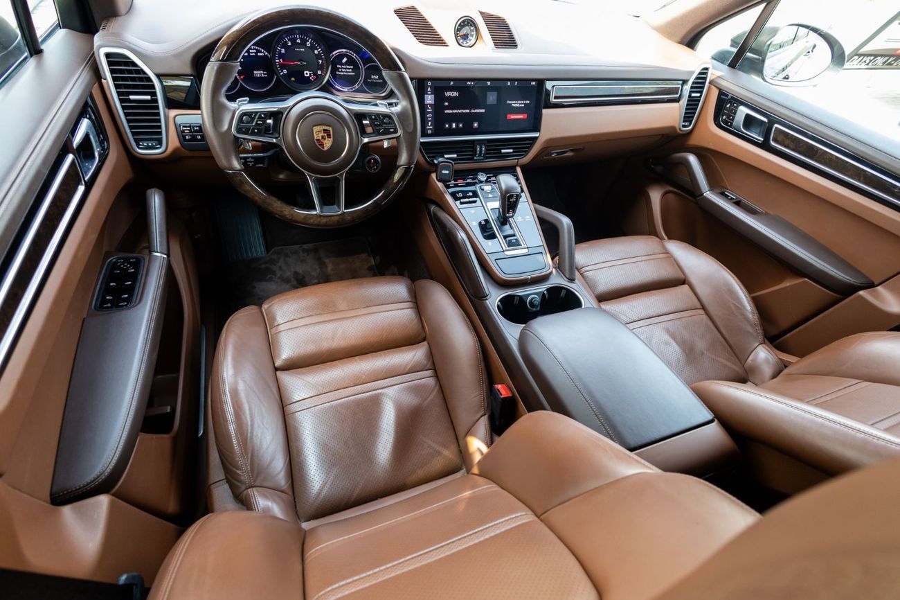 Porsche Cayenne Std 3.0L (340 HP)