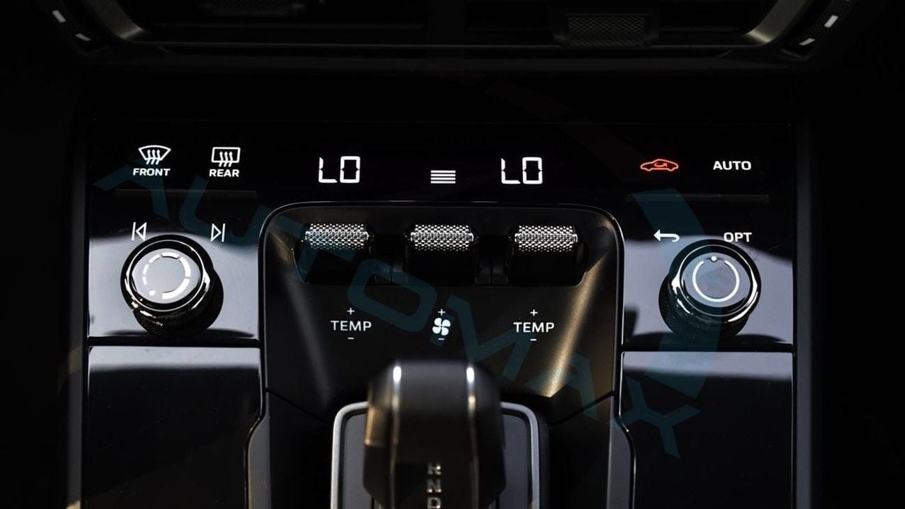 Porsche 911 Dakar Flat-6 3.0TT 2023 AWD 12990Km With Warranty