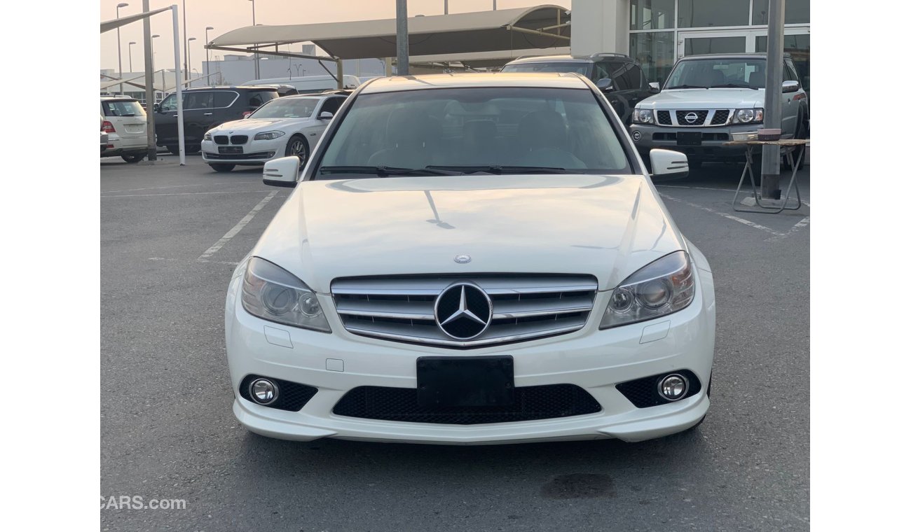 مرسيدس بنز C 300 Mercedes C300_2010_Excellend_Condihin