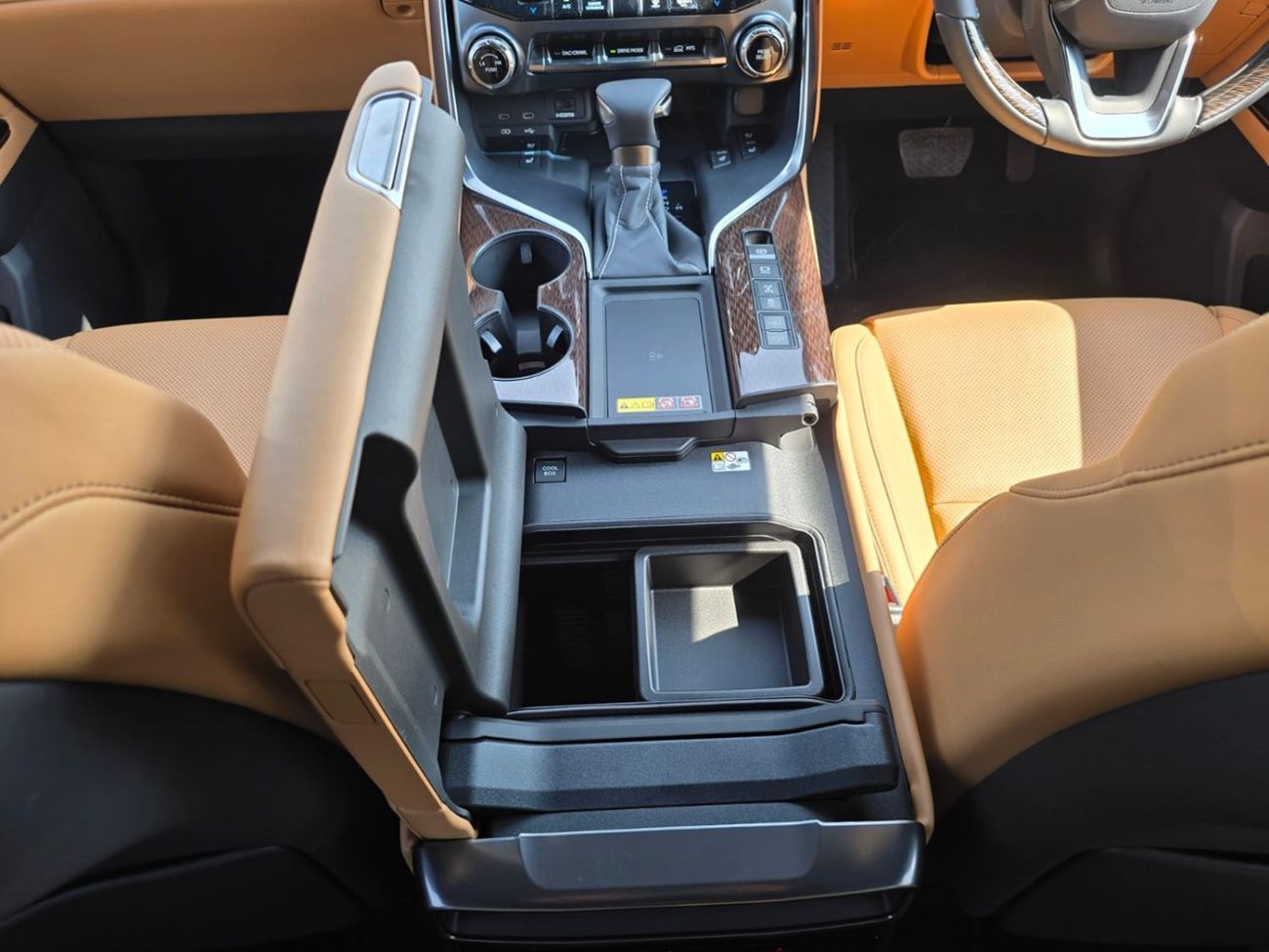 لكزس LX 500 LEXUS LX 500D BRAND NEW SUV RHD 2025 MODEL 3.3 L DIESEL AUTOMATIC(PM04842)