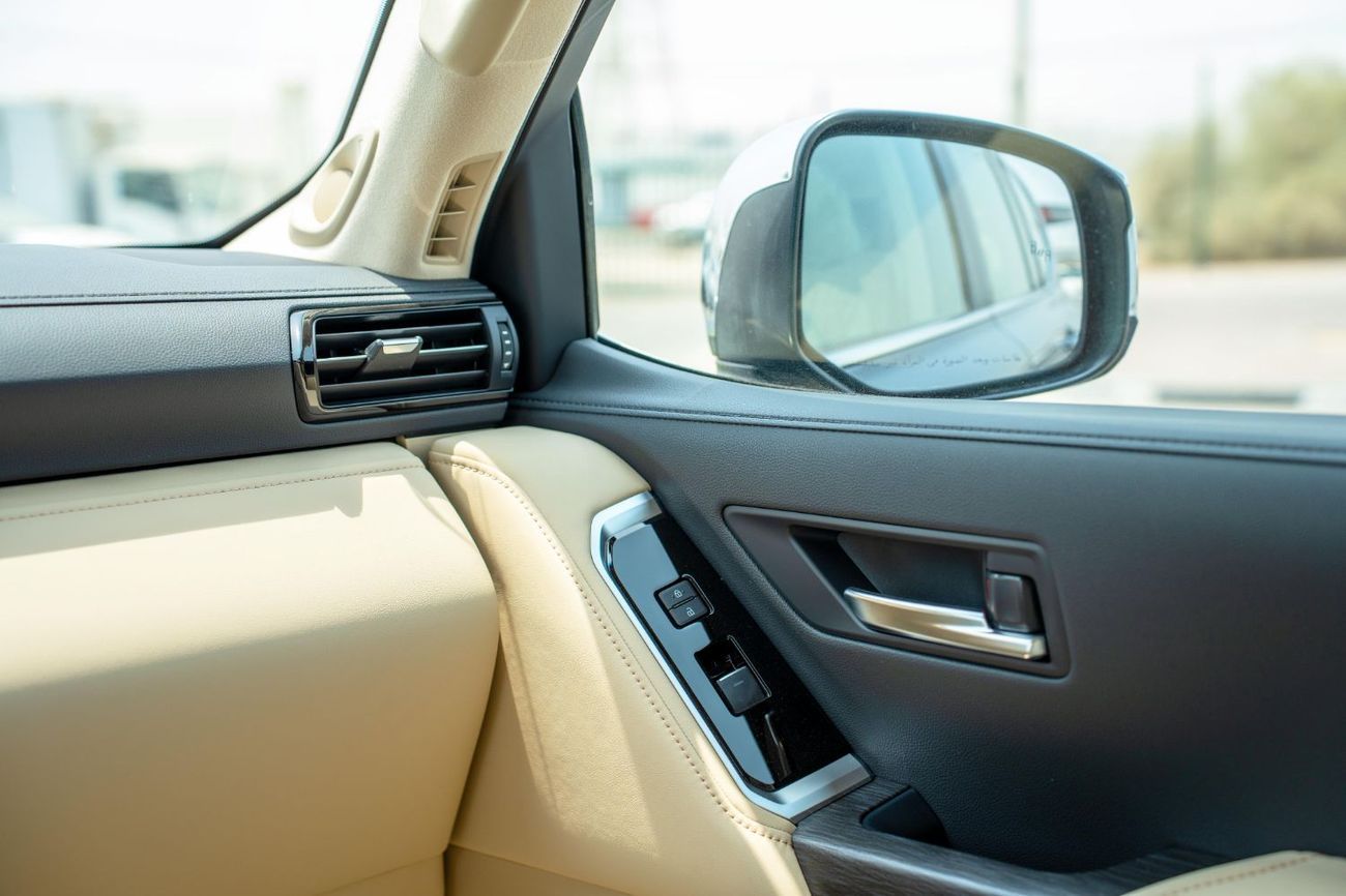 Toyota Land Cruiser 3.5T VXR Hybrid