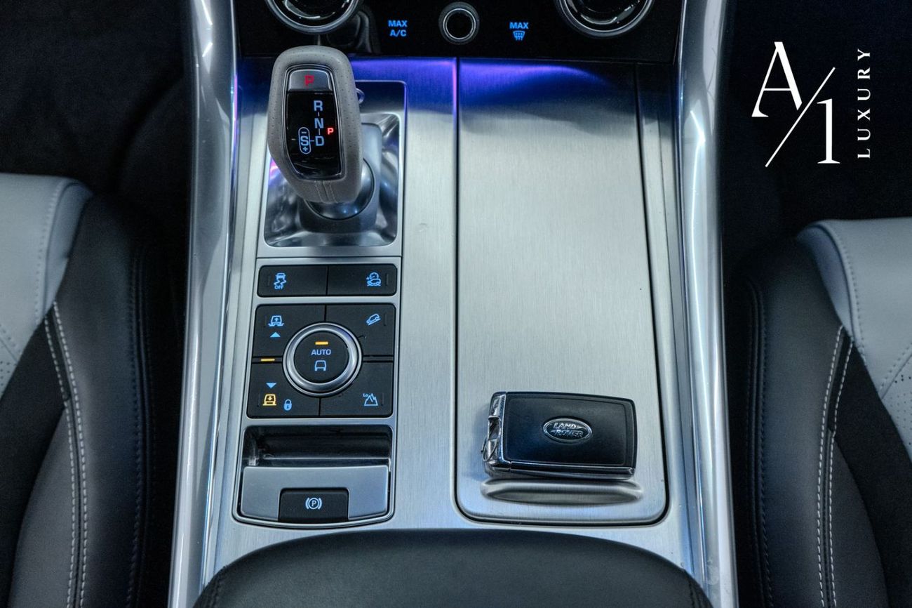 لاند روفر رينج روفر سبورت SVR 5.0L (575 HP) 4WD 2022 Range Rover Sport SVR, Warranty, Service History, Fully Loaded, Low Kms,