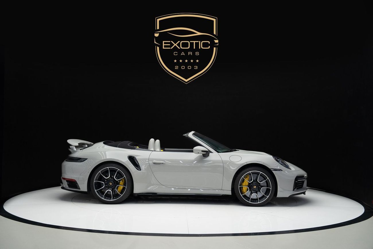 بورش 911 Turbo S 3.8L (640 HP) Convertible