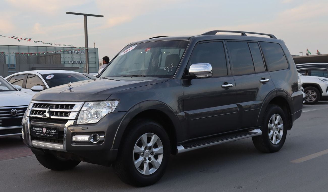 Mitsubishi Pajero GLS 3.5L (189 HP) Mitsubishi Pajero - 2016 - Full Option - GCC - Accident-Free - 3.5L Engine - Excel