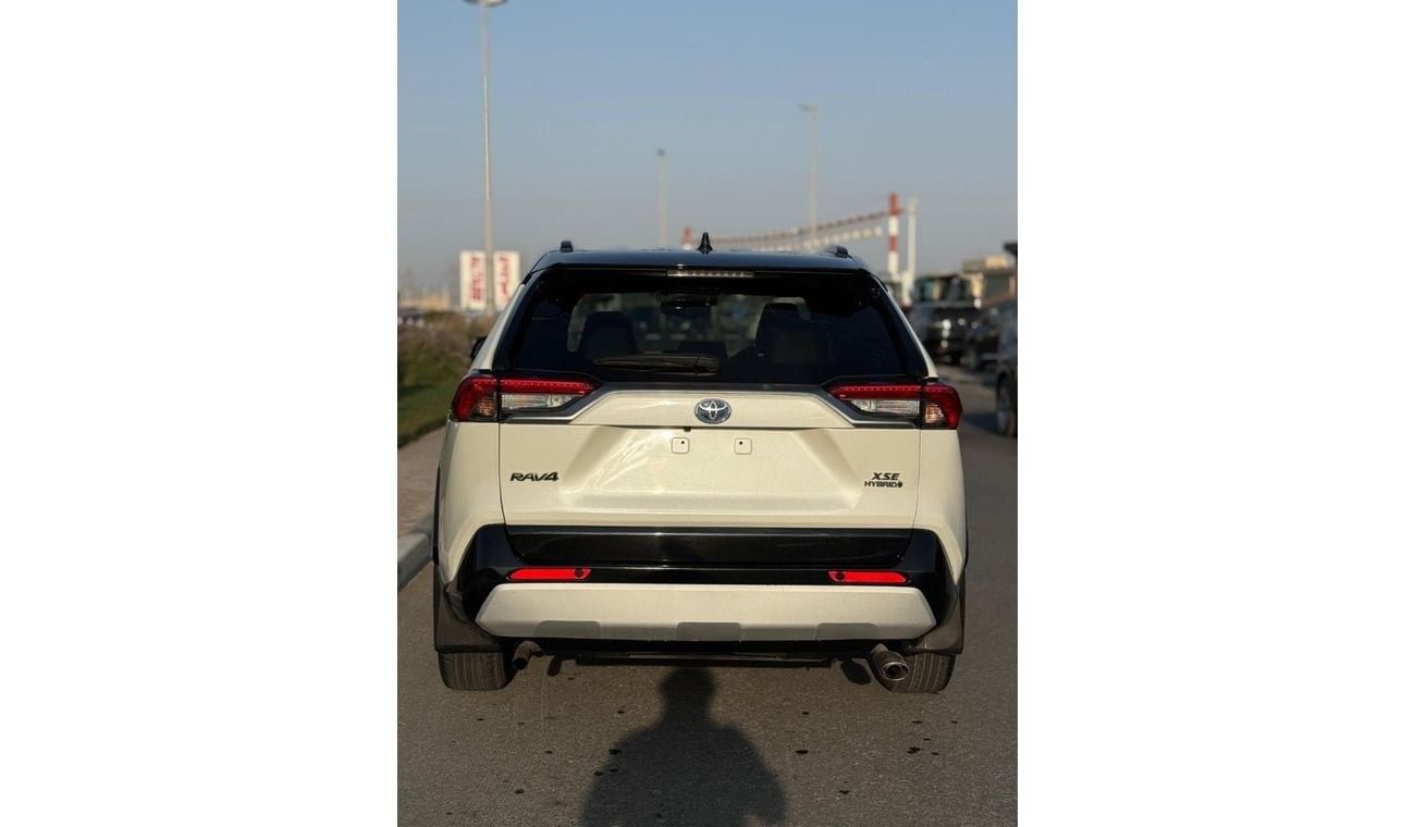 تويوتا راف ٤ TOYOTA RAV4 hybrid XSE Full Option