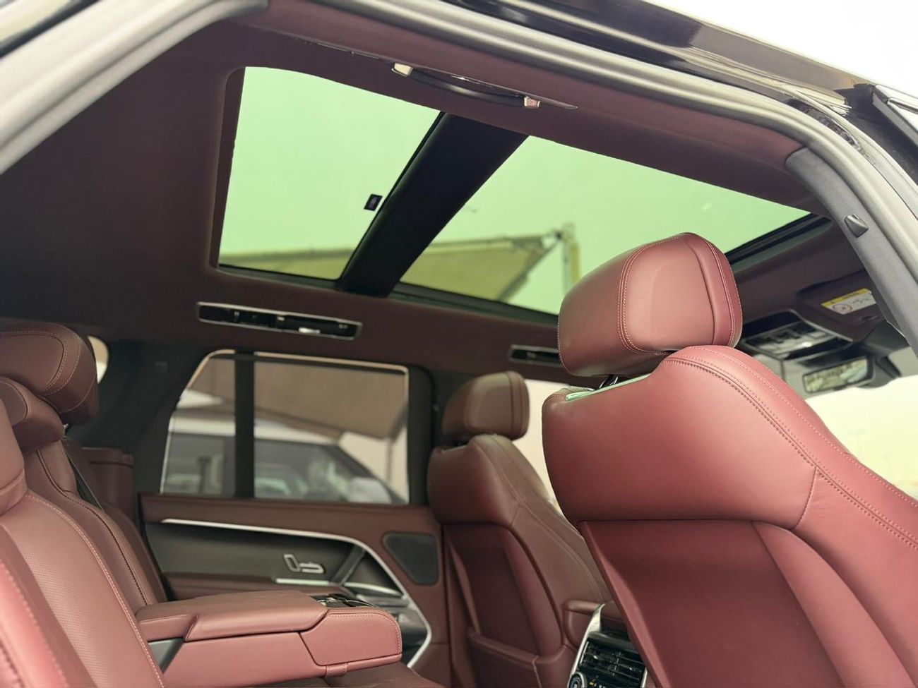 لاند روفر رينج روفر First Edition P530 4.4L